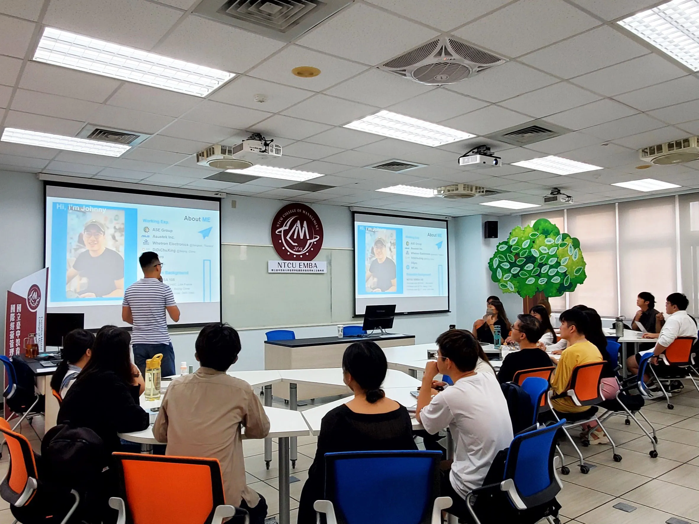 112學年度第一學期工作訪_新加坡惠普全球科技股份有限公司 : 陳子濟經理 第1張